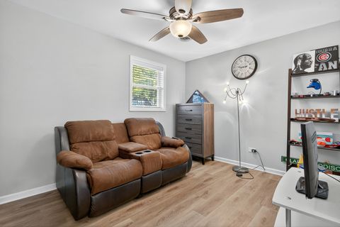 Tiny photo for 612 Edgebrook Drive, Shorewood, IL 60404 (MLS # 12485592)