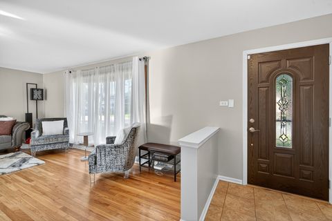 Tiny photo for 612 Edgebrook Drive, Shorewood, IL 60404 (MLS # 12485592)