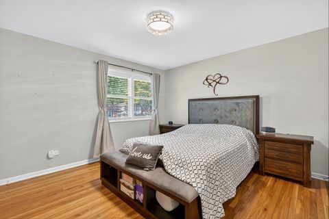 Tiny photo for 612 Edgebrook Drive, Shorewood, IL 60404 (MLS # 12485592)