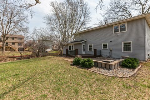 Tiny photo for 2540 E Crest Avenue, Bettendorf, IA 52722 (MLS # 12601362)