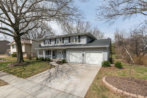 Tiny photo for 2540 E Crest Avenue, Bettendorf, IA 52722 (MLS # 12601362)