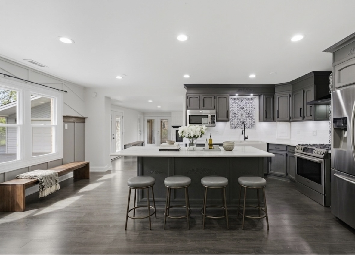 13000 Crescent Court
