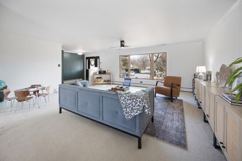 Tiny photo for 13210 S 85th Avenue, Palos Park, IL 60464 (MLS # 12573974)