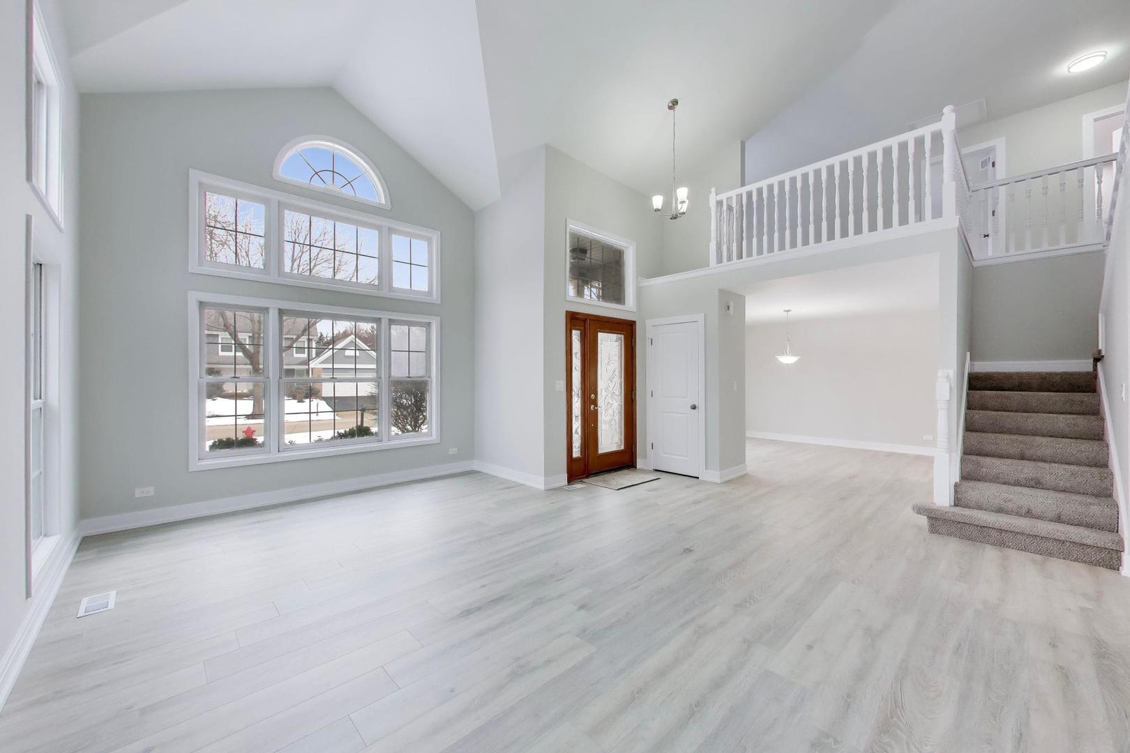 1137 FIELDSTONE Lane