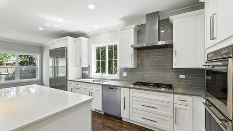Tiny photo for 1127 Kenton Road, Deerfield, IL 60015 (MLS # 12412677)