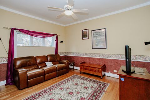 Tiny photo for 127 Belle Plaine Avenue, Park Ridge, IL 60068 (MLS # 12539655)