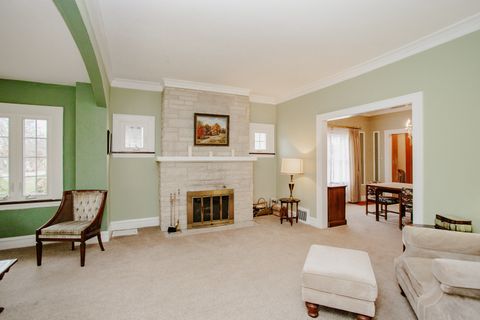 Tiny photo for 127 Belle Plaine Avenue, Park Ridge, IL 60068 (MLS # 12539655)