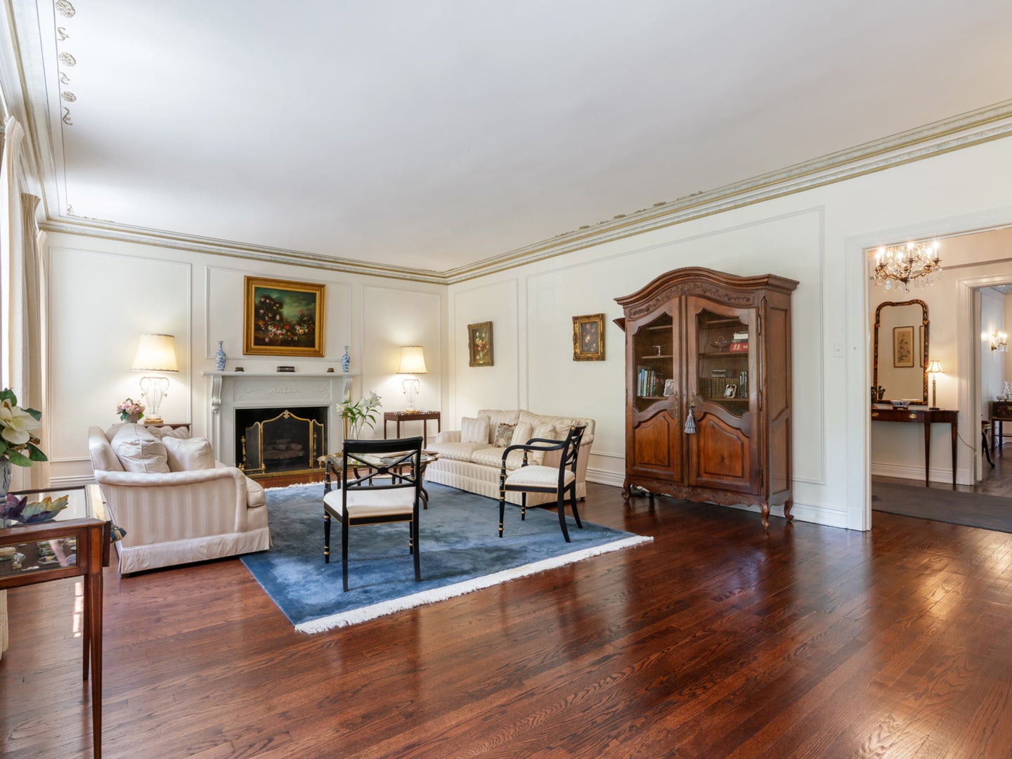 232 E Walton Place 3E