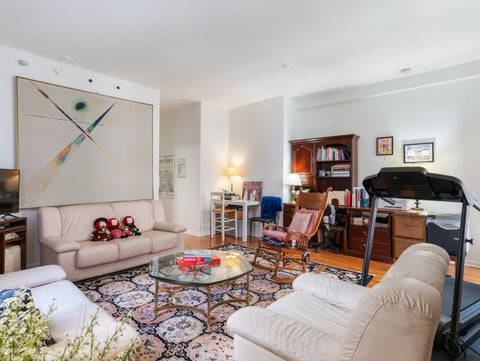 Tiny photo for 232 E Walton Place #3E, Chicago, IL 60611 (MLS # 12754732)