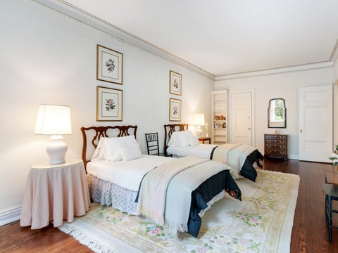 Tiny photo for 232 E Walton Place #3E, Chicago, IL 60611 (MLS # 12754732)