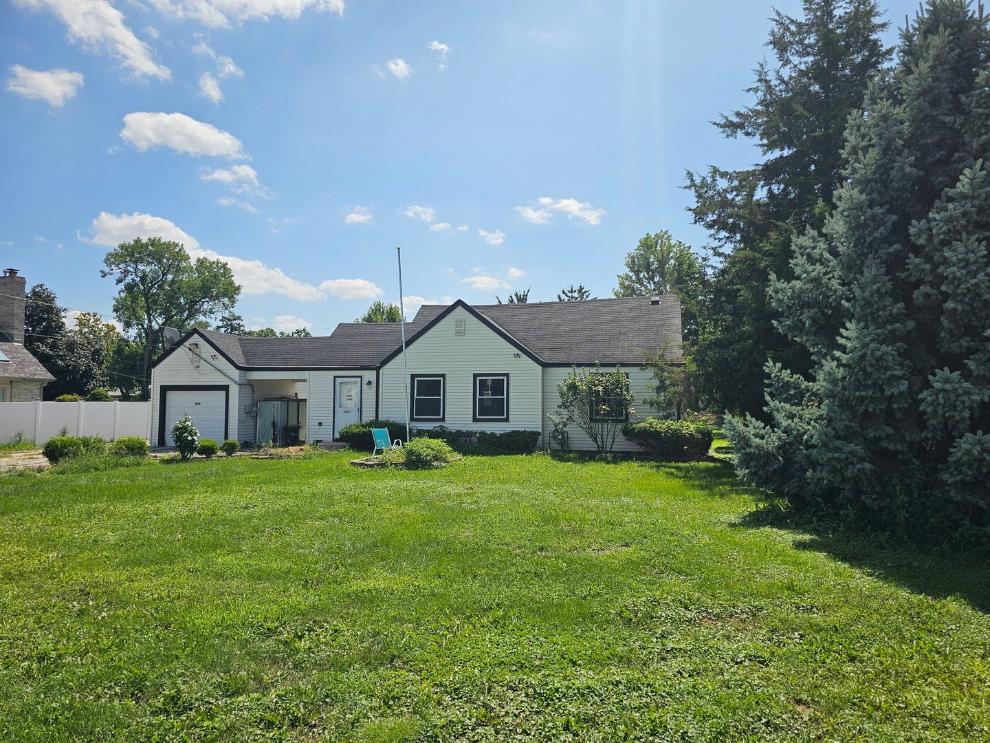 7911 W 92nd Street