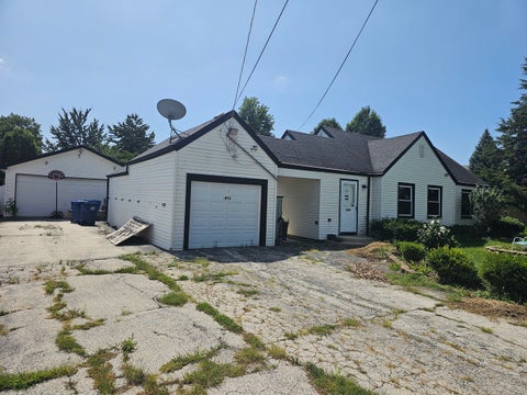 Tiny photo for 7911 W 92nd Street, Hickory Hills, IL 60457 (MLS # 12739032)