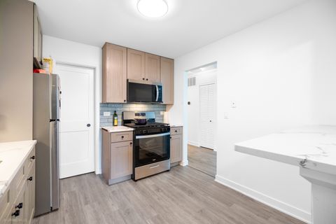 Tiny photo for Buffalo Grove, IL 60089 (MLS # 12690944)