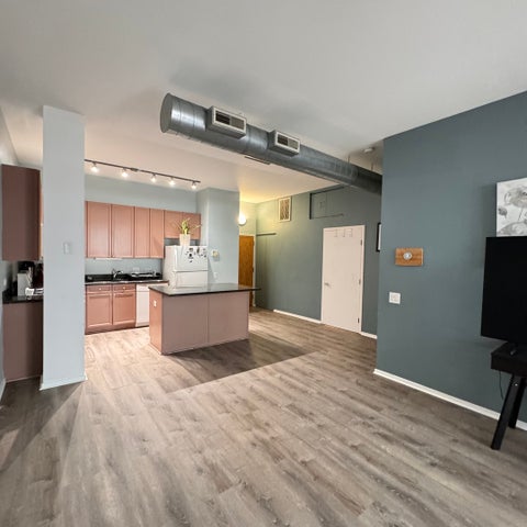 Tiny photo for 1631 S Michigan Avenue #402, Chicago, IL 60616 (MLS # 12763699)