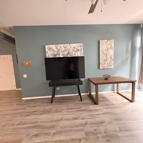 Tiny photo for 1631 S Michigan Avenue #402, Chicago, IL 60616 (MLS # 12763699)