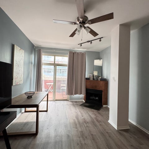 Tiny photo for 1631 S Michigan Avenue #402, Chicago, IL 60616 (MLS # 12763699)