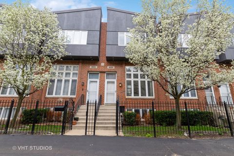 4932 W Lawrence Avenue H Chicago IL 60630