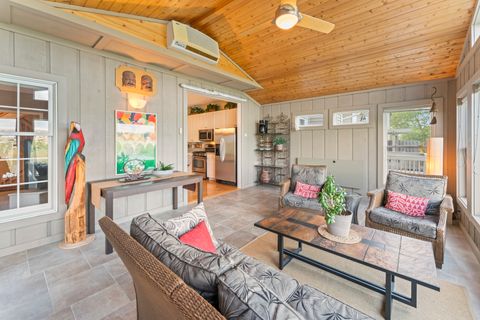 Tiny photo for 566 W Bridge View Court, Palatine, IL 60067 (MLS # 12474434)