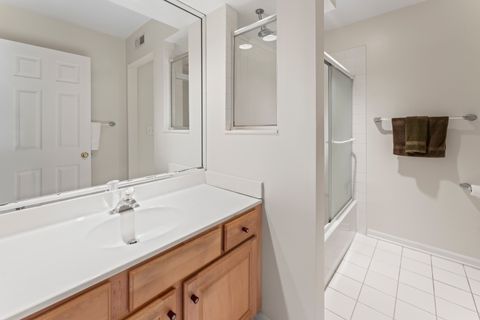 Tiny photo for 566 W Bridge View Court, Palatine, IL 60067 (MLS # 12474434)