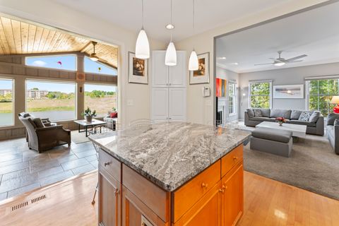 Tiny photo for 566 W Bridge View Court, Palatine, IL 60067 (MLS # 12474434)