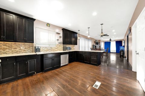 Tiny photo for 9335 S Loomis Street, Chicago, IL 60620 (MLS # 12533174)