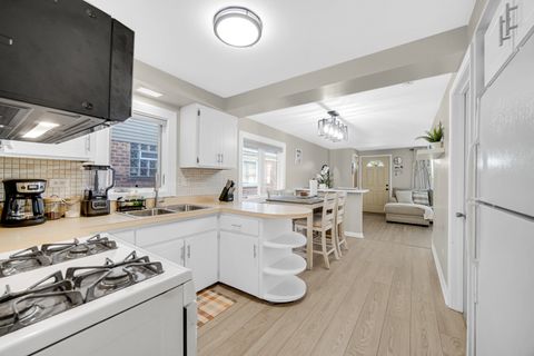 Tiny photo for 13029 S Burley Avenue, Chicago, IL 60633 (MLS # 12492060)