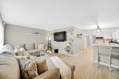 Tiny photo for 13029 S Burley Avenue, Chicago, IL 60633 (MLS # 12492060)