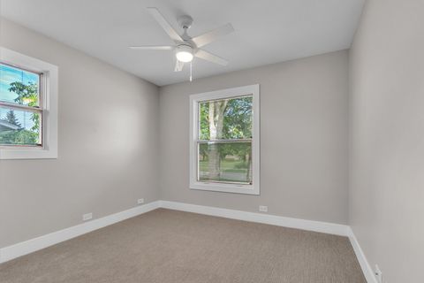 Tiny photo for 440 Huehl Road, Northbrook, IL 60062 (MLS # 12467373)