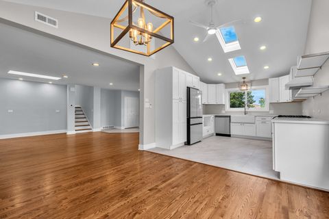 Tiny photo for 440 Huehl Road, Northbrook, IL 60062 (MLS # 12467373)