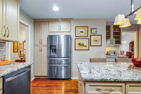 Tiny photo for 1372 Shire Circle, Inverness, IL 60067 (MLS # 12490164)