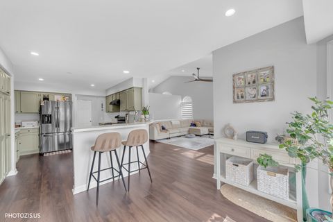 Tiny photo for 5221 Conifer Lane, Gurnee, IL 60031 (MLS # 12611085)