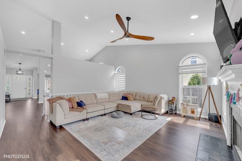 Tiny photo for 5221 Conifer Lane, Gurnee, IL 60031 (MLS # 12611085)