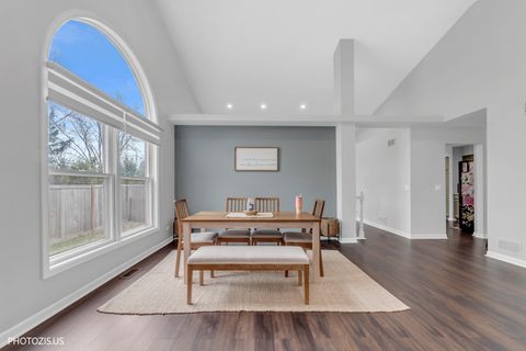 Tiny photo for 5221 Conifer Lane, Gurnee, IL 60031 (MLS # 12611085)