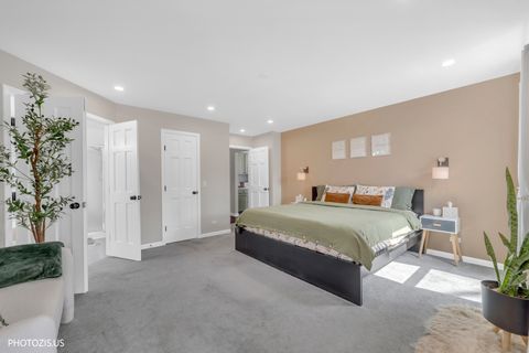 Tiny photo for 5221 Conifer Lane, Gurnee, IL 60031 (MLS # 12611085)