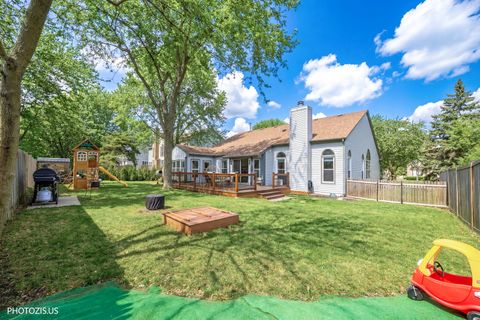 Tiny photo for 5221 Conifer Lane, Gurnee, IL 60031 (MLS # 12611085)