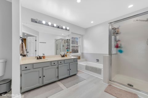 Tiny photo for 5221 Conifer Lane, Gurnee, IL 60031 (MLS # 12611085)