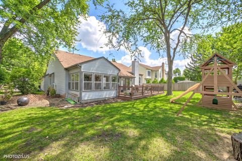 Tiny photo for 5221 Conifer Lane, Gurnee, IL 60031 (MLS # 12611085)