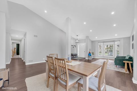 Tiny photo for 5221 Conifer Lane, Gurnee, IL 60031 (MLS # 12611085)