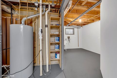 Tiny photo for 5221 Conifer Lane, Gurnee, IL 60031 (MLS # 12611085)