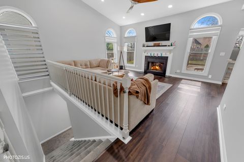 Tiny photo for 5221 Conifer Lane, Gurnee, IL 60031 (MLS # 12611085)