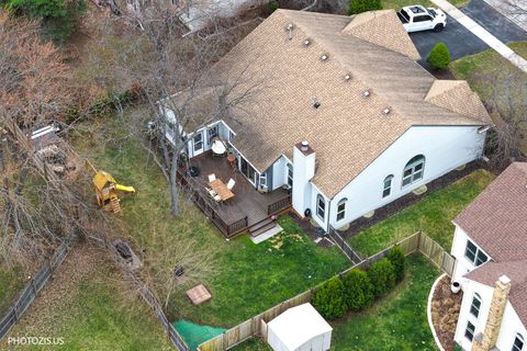 Tiny photo for 5221 Conifer Lane, Gurnee, IL 60031 (MLS # 12611085)