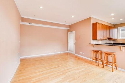 Tiny photo for 1425 W Victoria Street #3, Chicago, IL 60660 (MLS # 12488207)