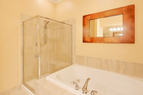 Tiny photo for 1425 W Victoria Street #3, Chicago, IL 60660 (MLS # 12488207)