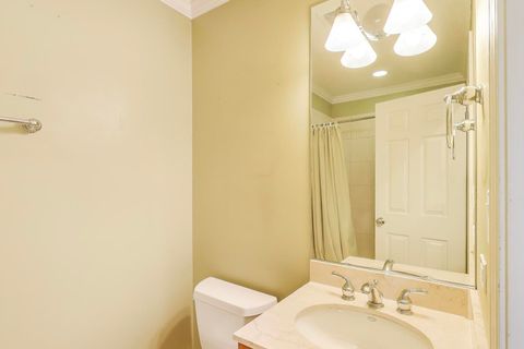Tiny photo for 1425 W Victoria Street #3, Chicago, IL 60660 (MLS # 12488207)