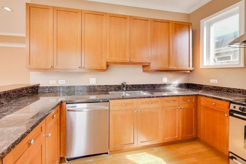 Tiny photo for 1425 W Victoria Street #3, Chicago, IL 60660 (MLS # 12488207)