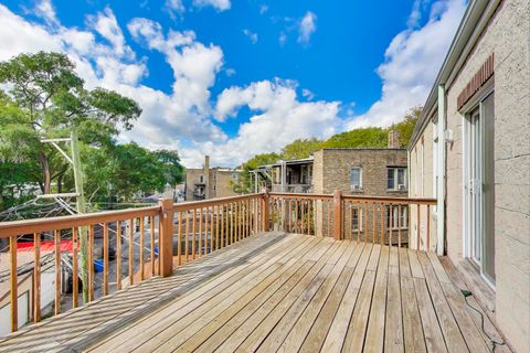 Tiny photo for 1425 W Victoria Street #3, Chicago, IL 60660 (MLS # 12488207)