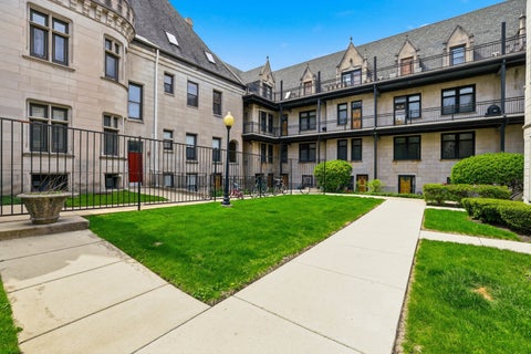 Tiny photo for 4938 S Drexel Boulevard #210, Chicago, IL 60615 (MLS # 12683217)