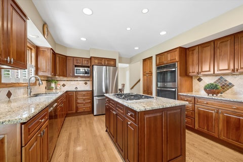Tiny photo for 755 Warwick Court, Lake Zurich, IL 60047 (MLS # 12652947)