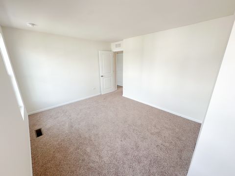 Tiny photo for 1011 Celebration Drive, Aurora, IL 60504 (MLS # 12485463)