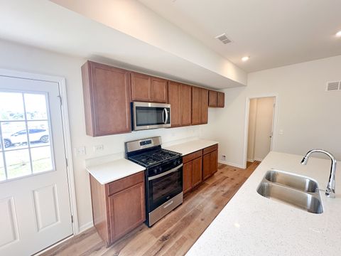 Tiny photo for 1011 Celebration Drive, Aurora, IL 60504 (MLS # 12485463)